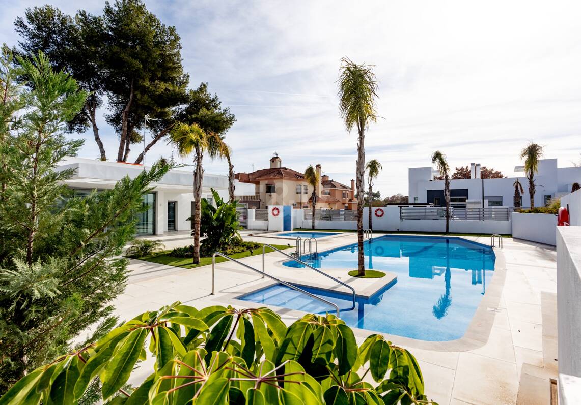 Moderne San Pedro de Alcántara Nouvelles maisons de ville Près de Guadalmina Golf