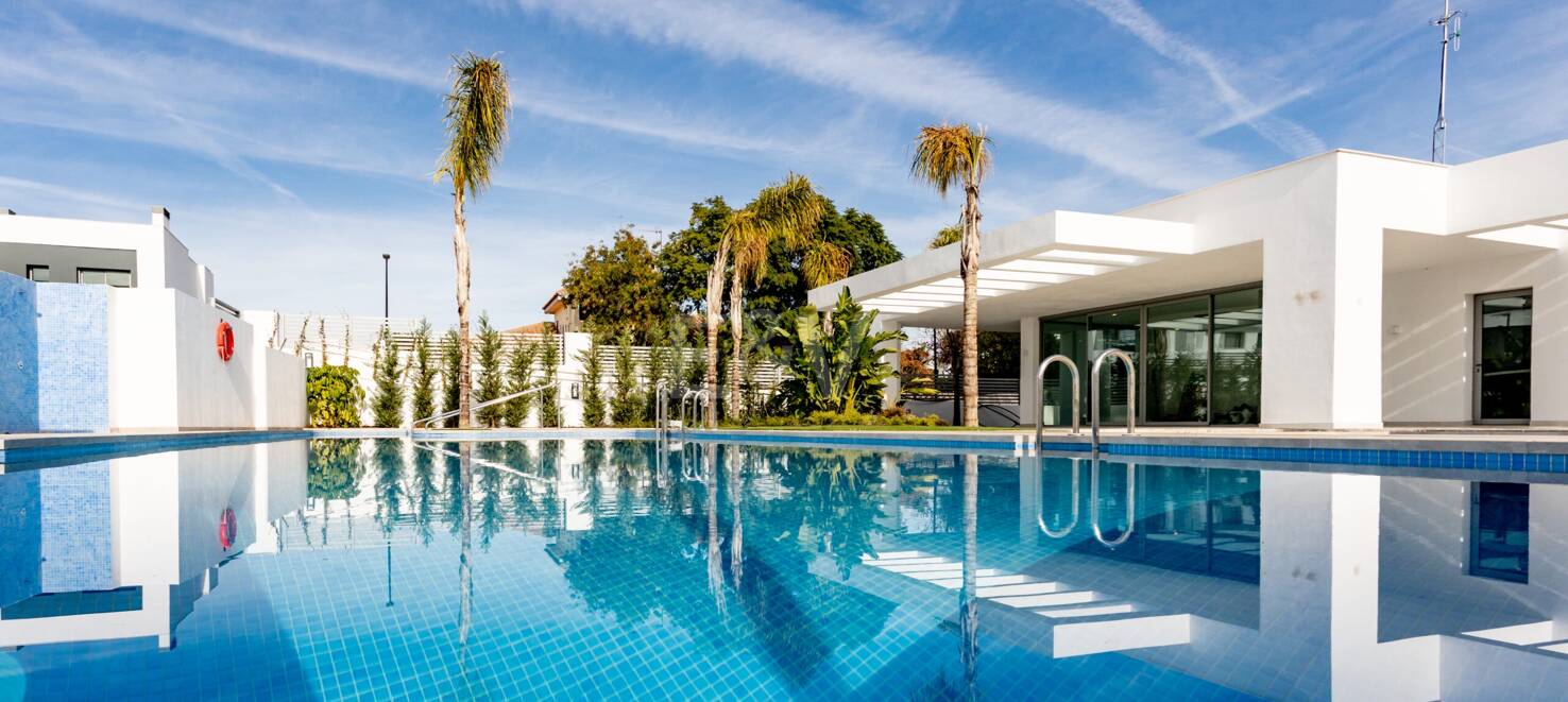 Modern San Pedro de Alcántara New Townhouses Nära Guadalmina Golf Golf Golf