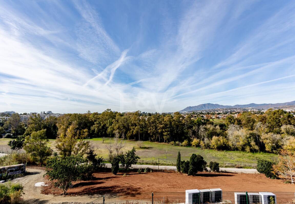 Modern San Pedro de Alcántara New Townhouses Nära Guadalmina Golf Golf Golf