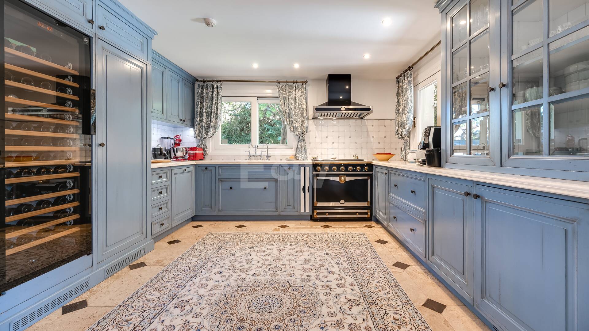 Magnificent Classic Villa i Nagüeles