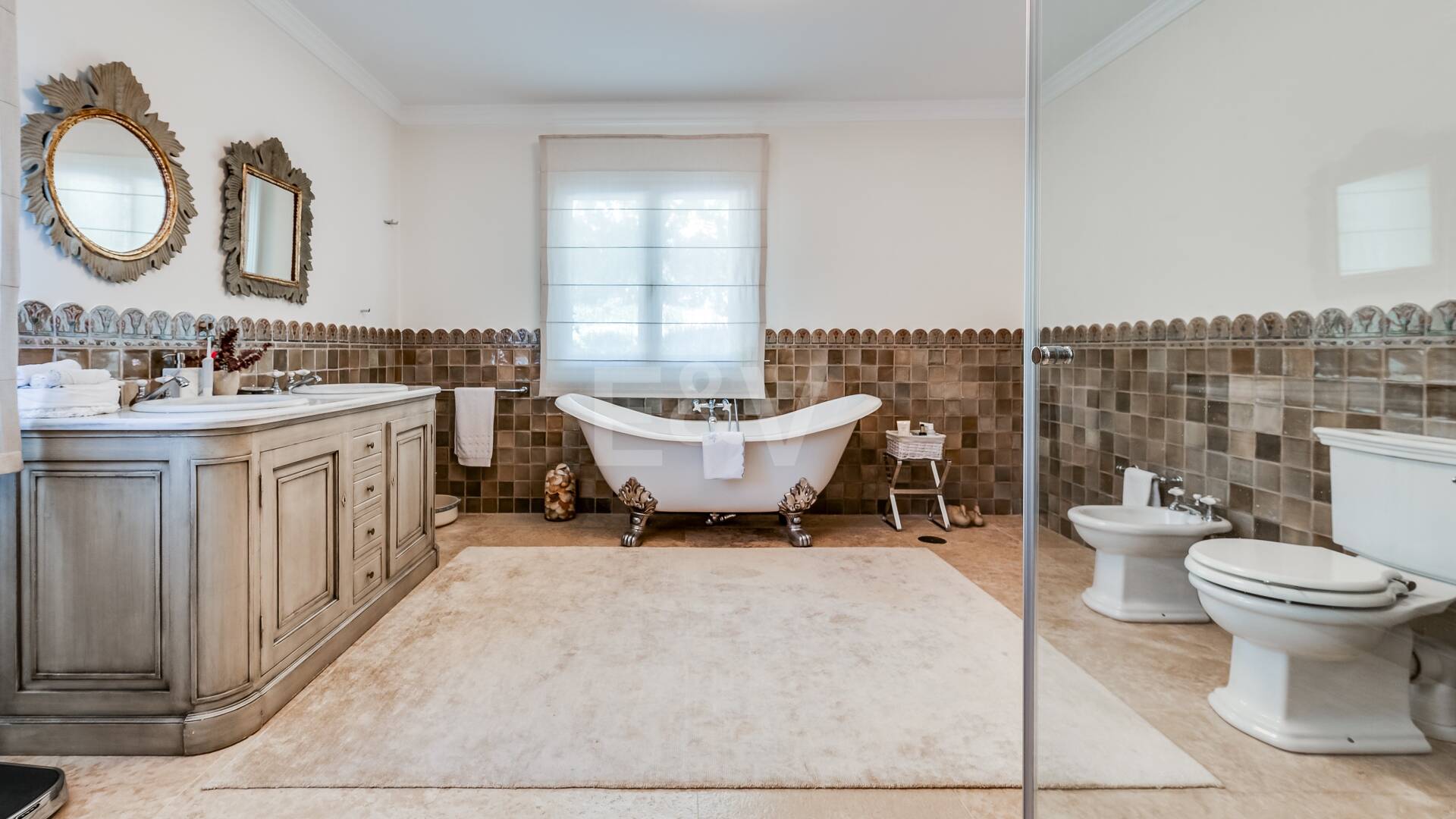 Wunderschöne klassische Villa in Nagüeles