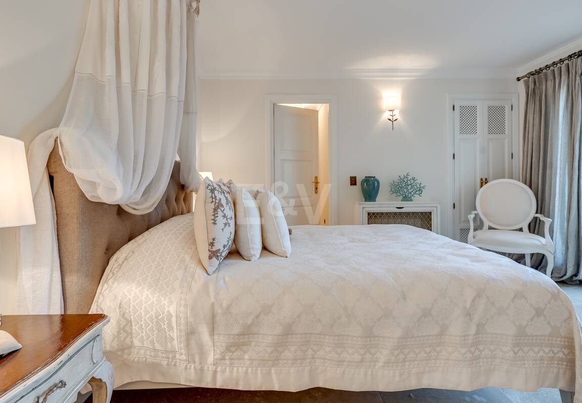 Magnificent Classic Villa i Nagüeles