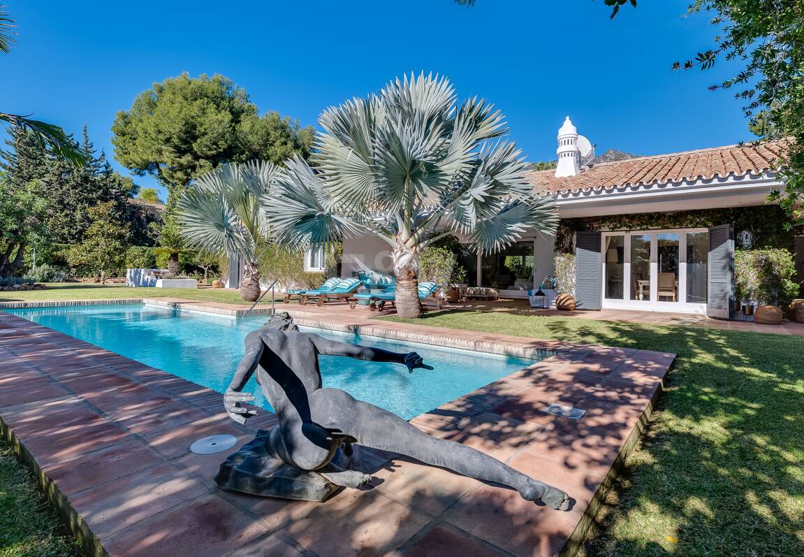 Magnificent Classic Villa i Nagüeles