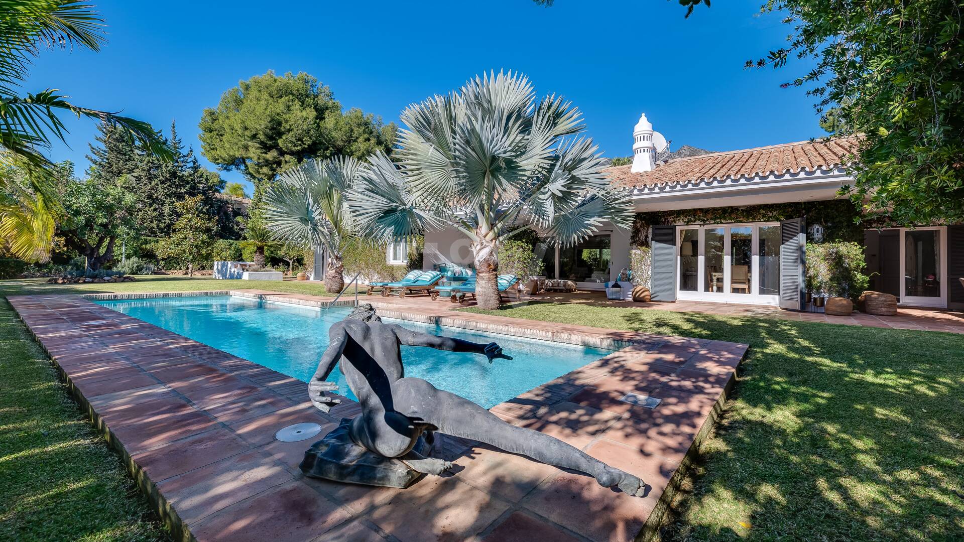 Magnificent Classic Villa i Nagüeles