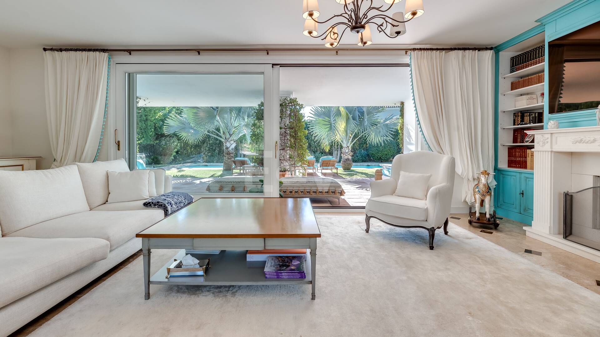 Wunderschöne klassische Villa in Nagüeles