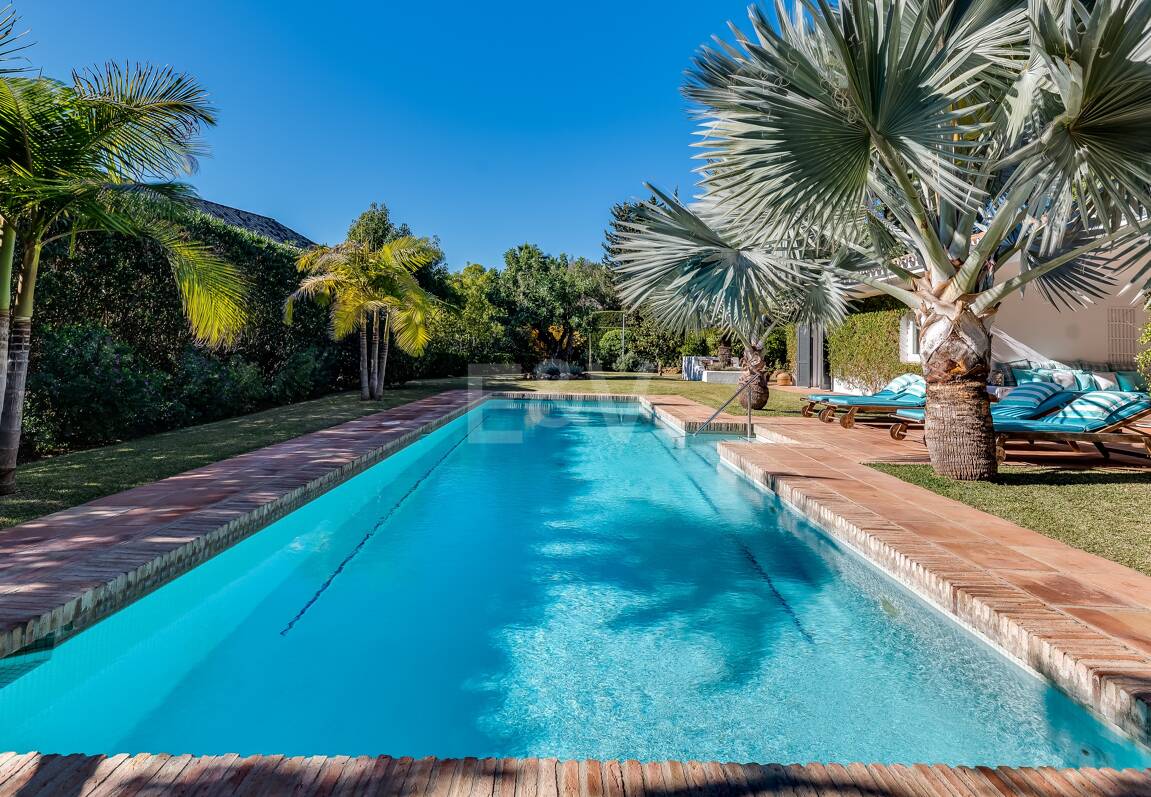 Magnificent Classic Villa i Nagüeles