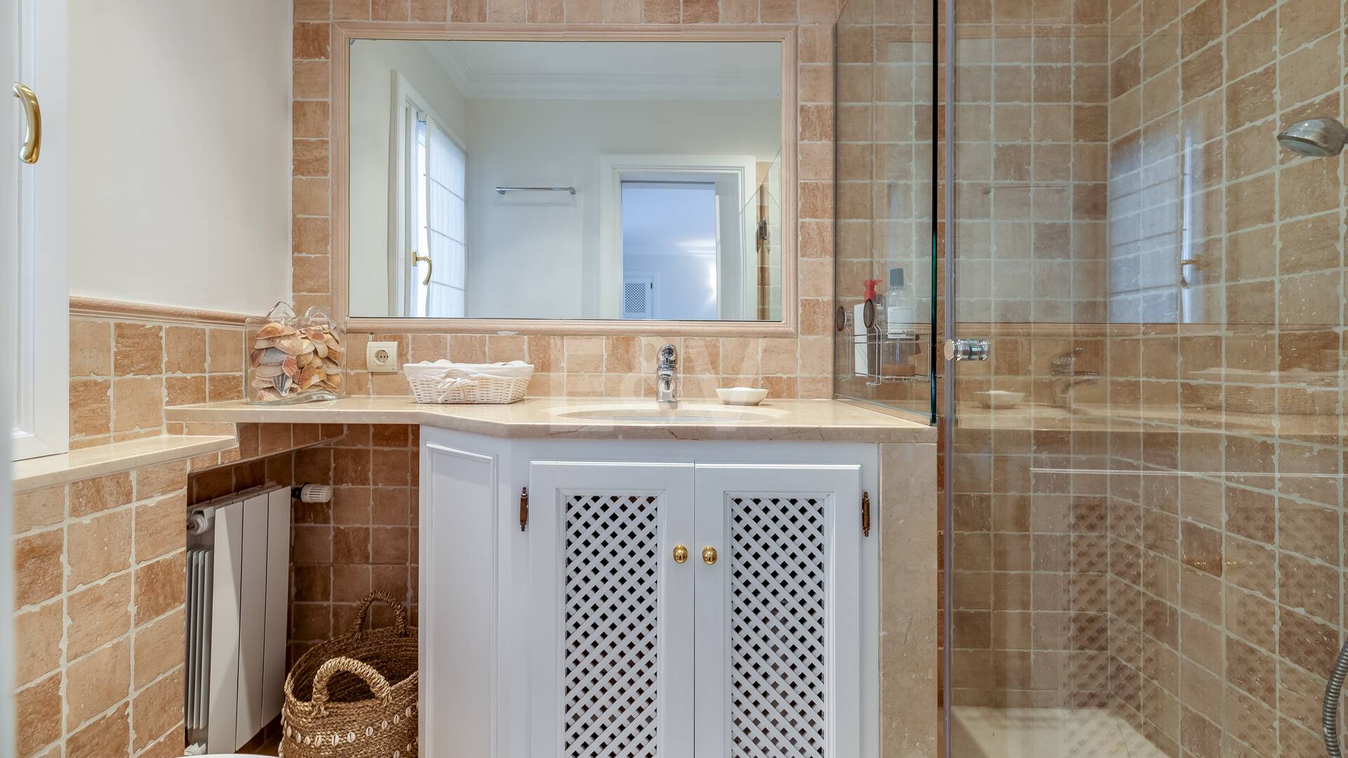 Wunderschöne klassische Villa in Nagüeles