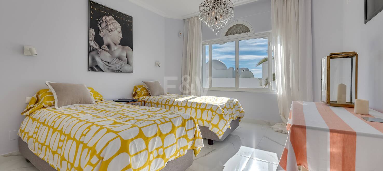 Oszałamiający apartament w Jardines Colgantes, ekskluzywnej społeczności