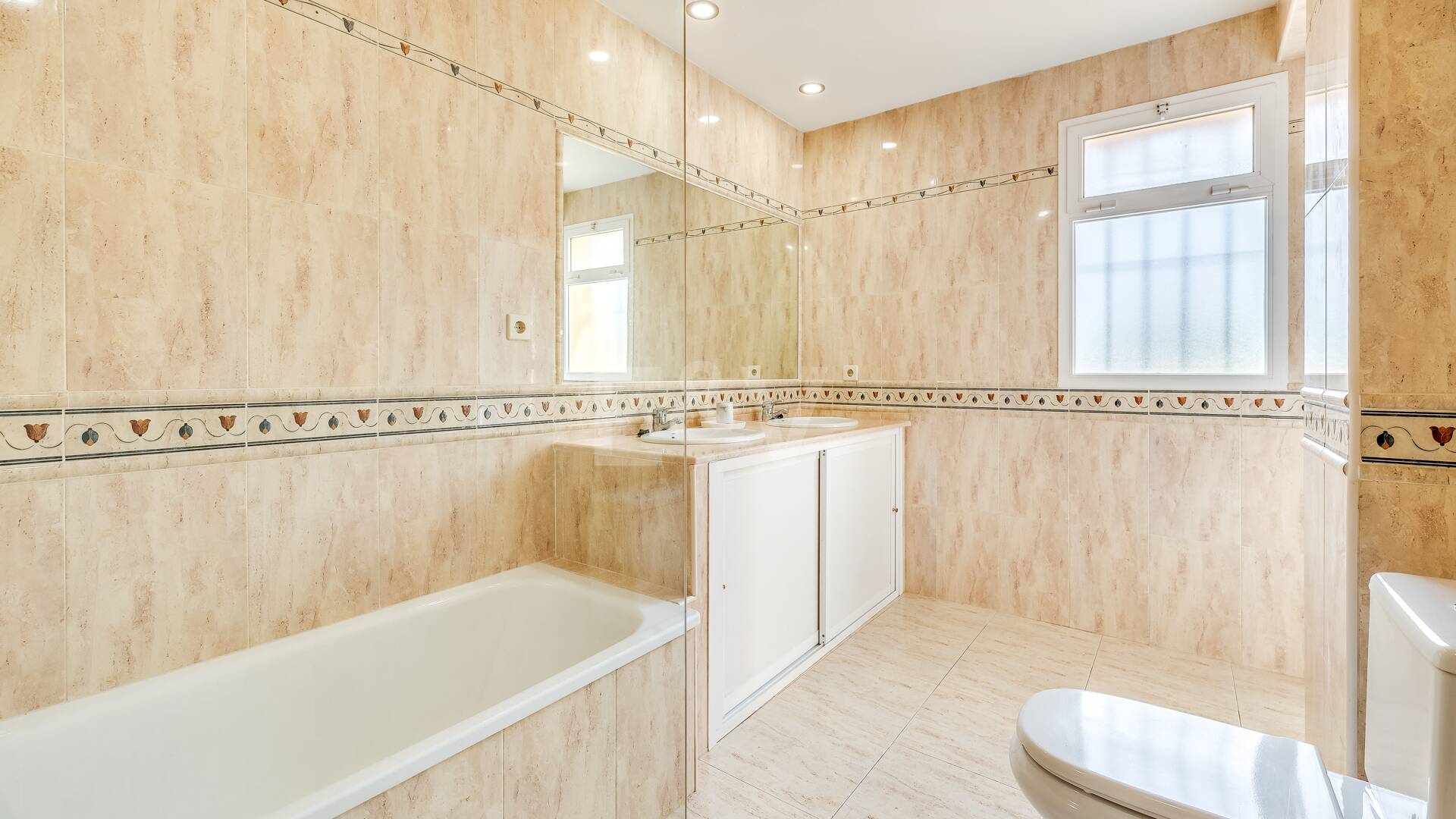 Reihenhaus zu vermieten in Marbella Goldene Meile, Marbella (Alle Gebiete)