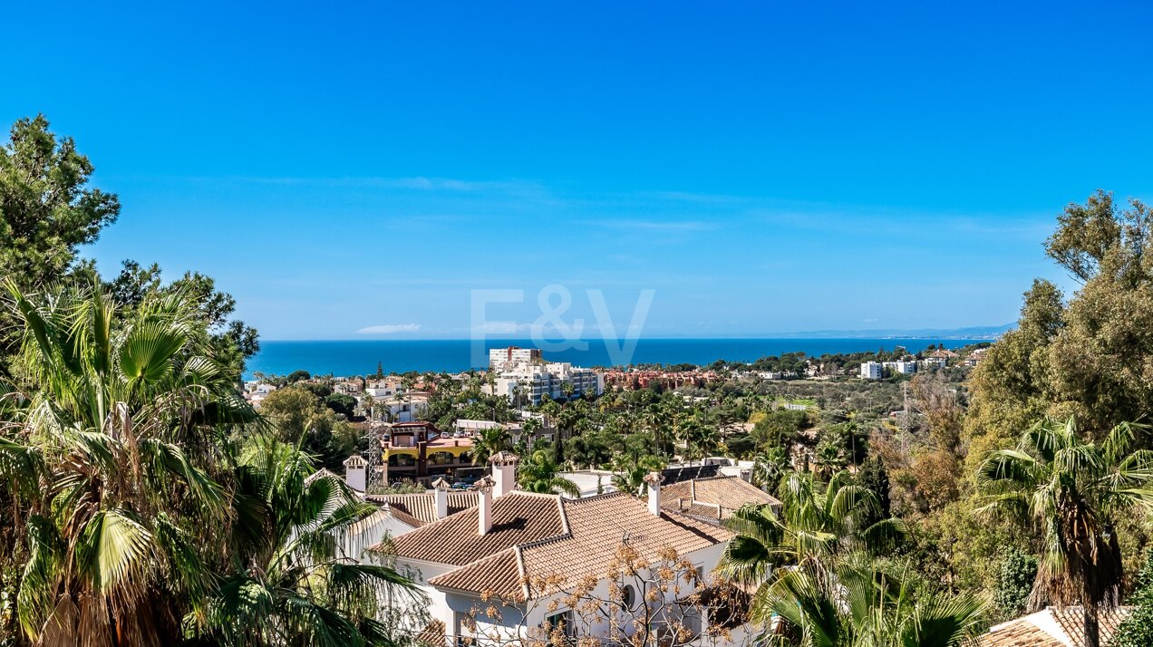 Villa estilo Cortijo con vistas al mar en El Rosario