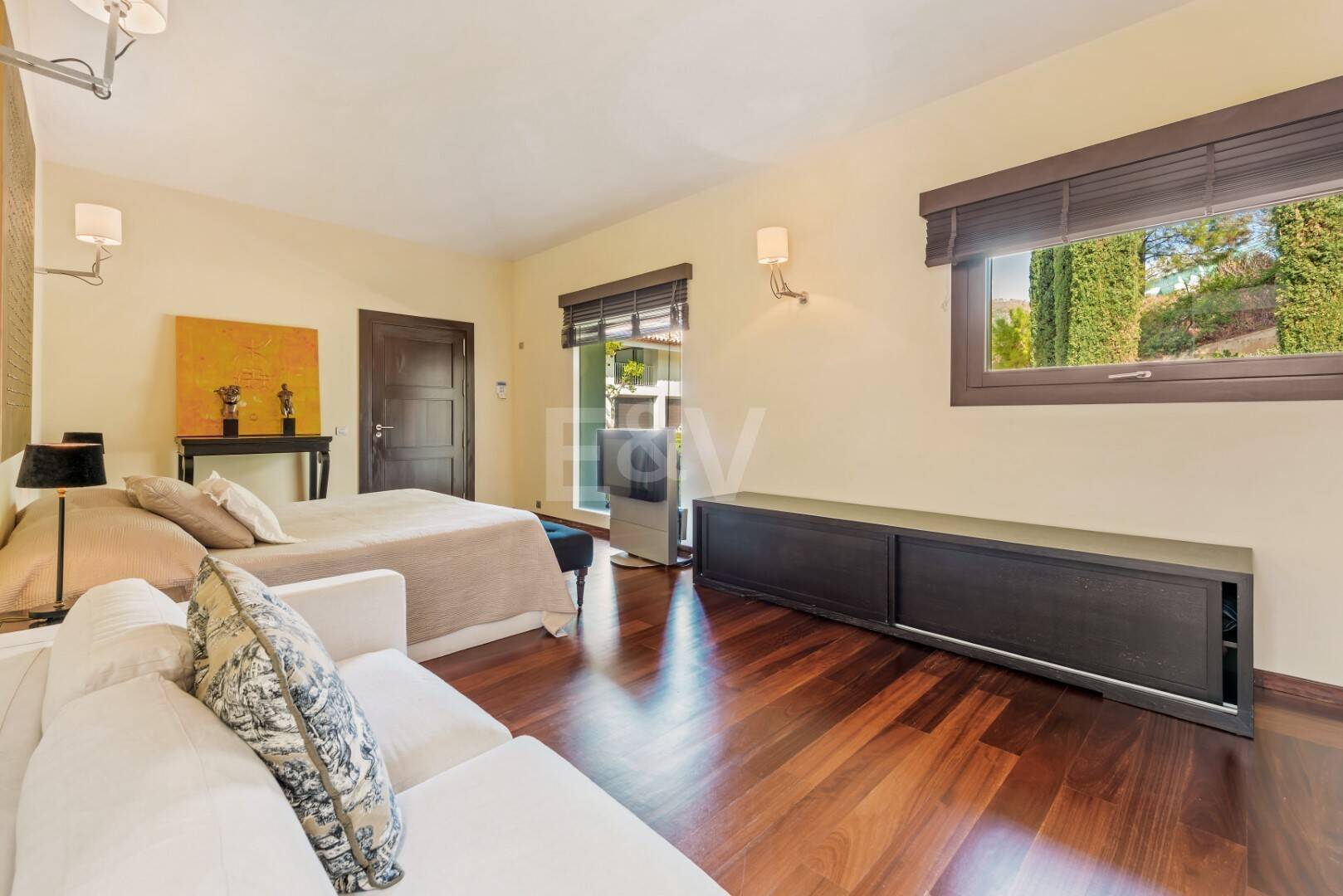 Luxuriöse Villa mit atemberaubendem Meerblick in La Zagaleta