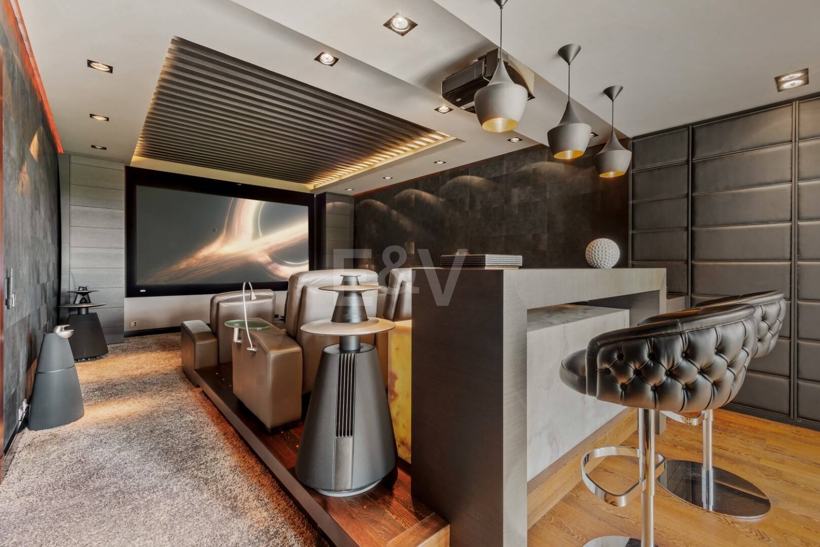 Luxurious villa with amazing sea views in La Zagaleta