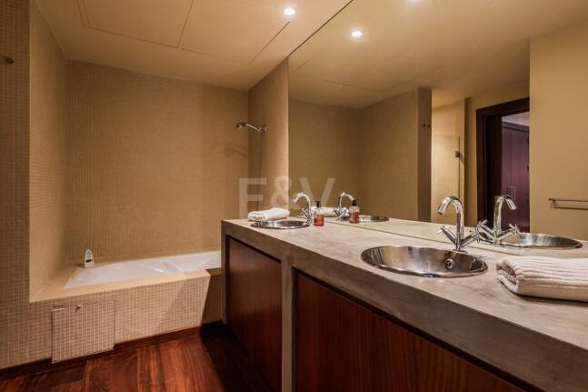 Luxuriöse Villa mit atemberaubendem Meerblick in La Zagaleta