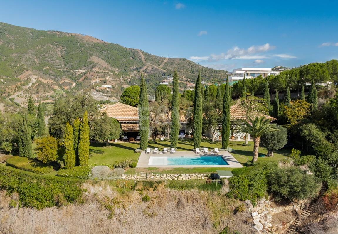 Luxuriöse Villa mit atemberaubendem Meerblick in La Zagaleta