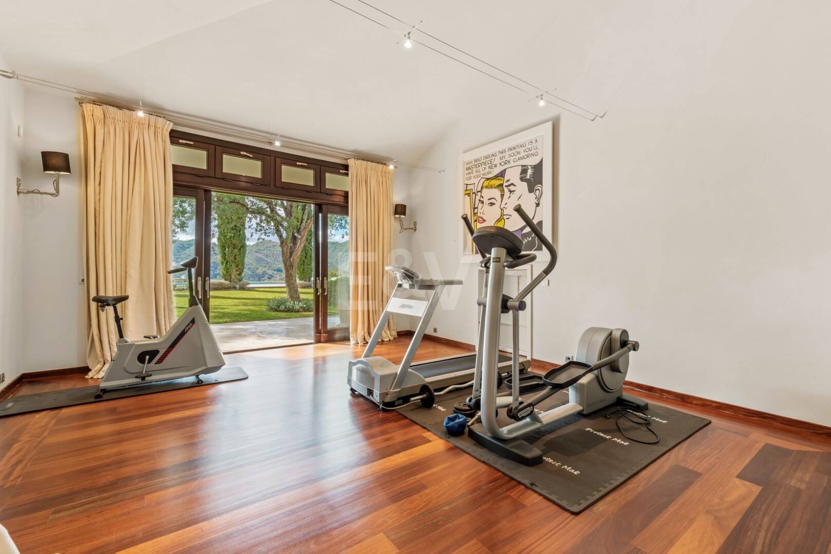 Luxurious villa with amazing sea views in La Zagaleta