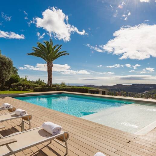 Luxuriöse Villa mit atemberaubendem Meerblick in La Zagaleta