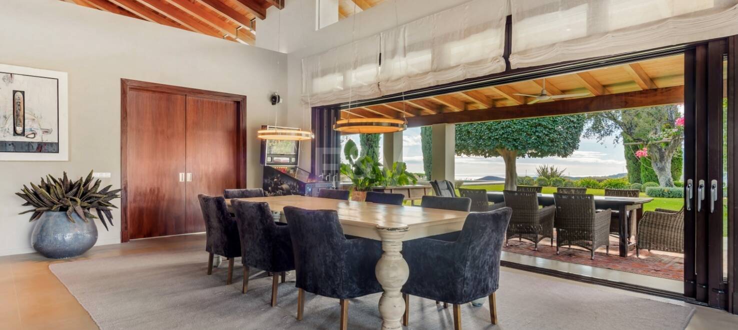 Luxuriöse Villa mit atemberaubendem Meerblick in La Zagaleta