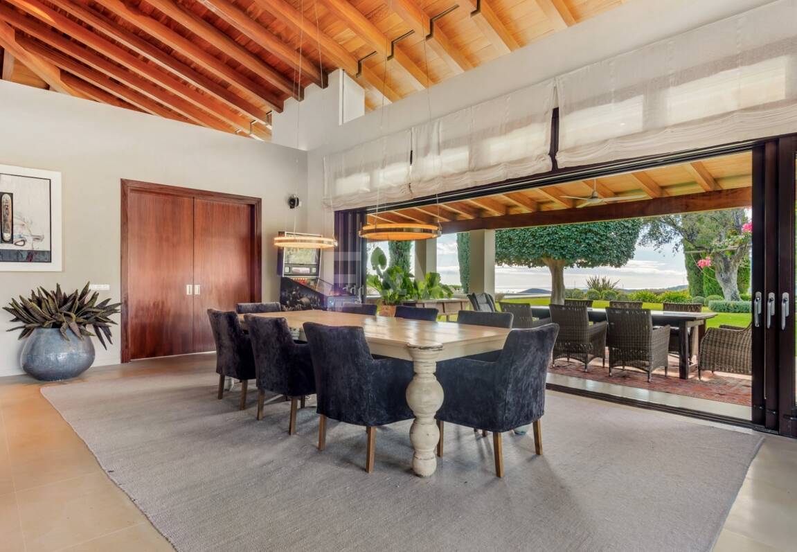 Luxuriöse Villa mit atemberaubendem Meerblick in La Zagaleta