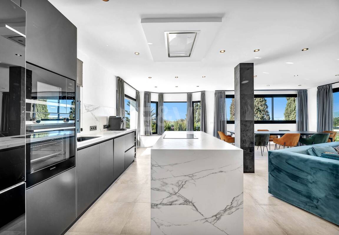 Modern Villa in Elviria with Stunning Panoramic Sea Views