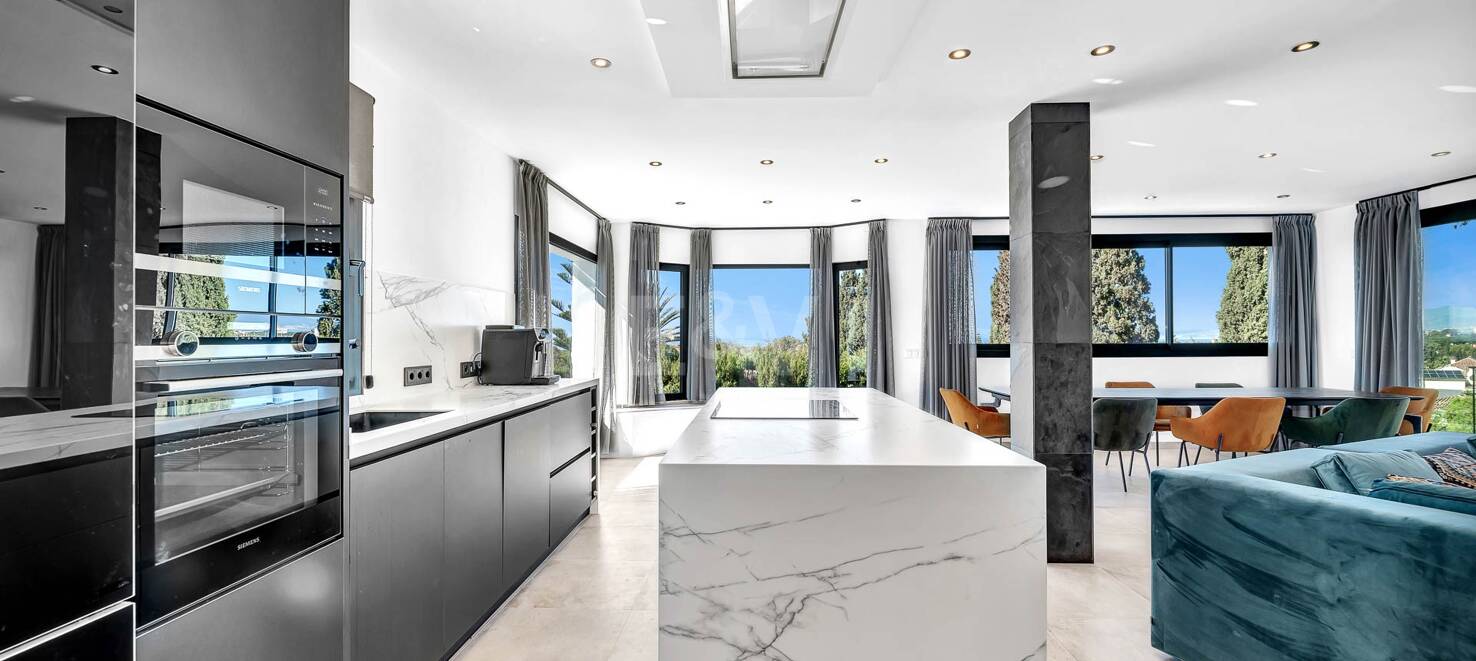 Modern Villa in Elviria with Stunning Panoramic Sea Views
