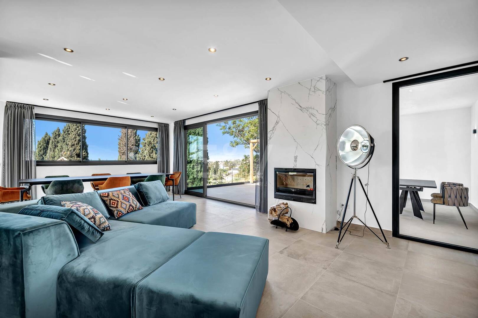 Modern Villa in Elviria with Stunning Panoramic Sea Views