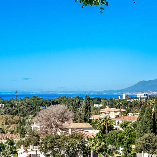 Modern Villa in Elviria with Stunning Panoramic Sea Views
