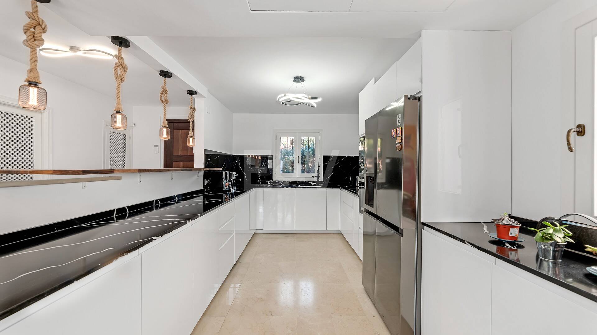 Doppelhaushälfte zu vermieten in Marbella Goldene Meile, Marbella (Alle Gebiete)