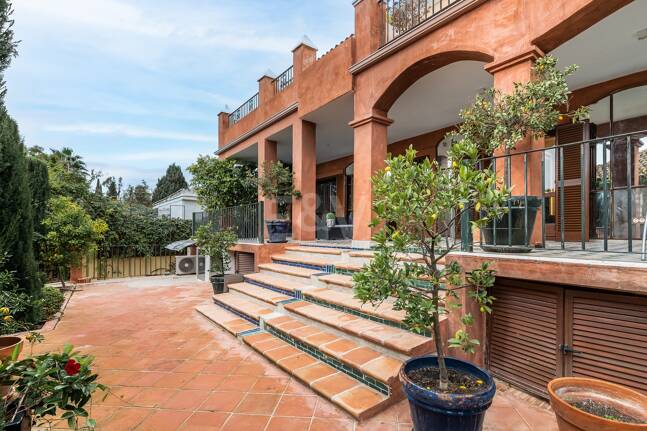 Doppelhaushälfte zu vermieten in Marbella Goldene Meile, Marbella (Alle Gebiete)