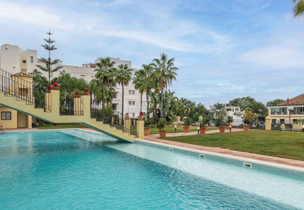 Doppelhaushälfte zu vermieten in Marbella Goldene Meile, Marbella (Alle Gebiete)