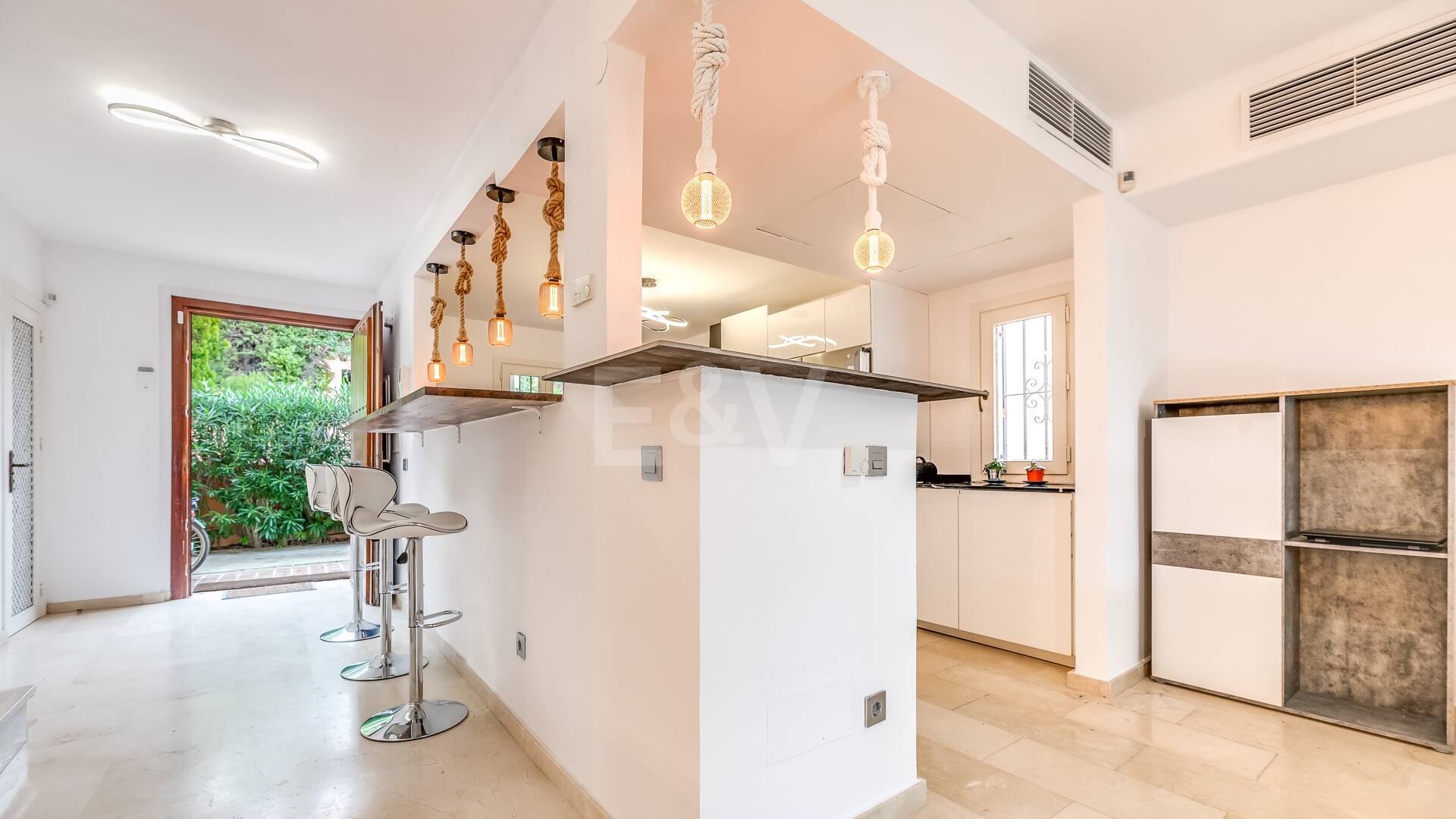 Doppelhaushälfte zu vermieten in Marbella Goldene Meile, Marbella (Alle Gebiete)