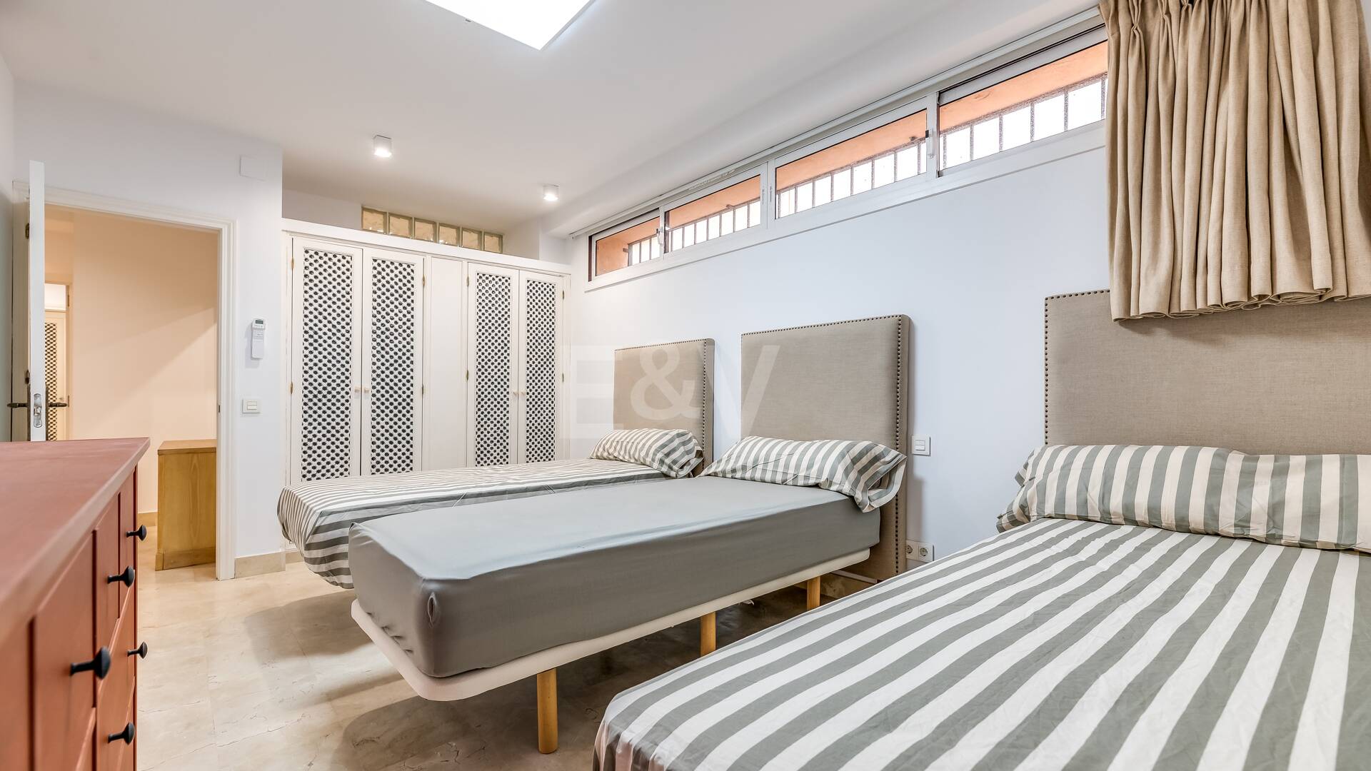 Doppelhaushälfte zu vermieten in Marbella Goldene Meile, Marbella (Alle Gebiete)