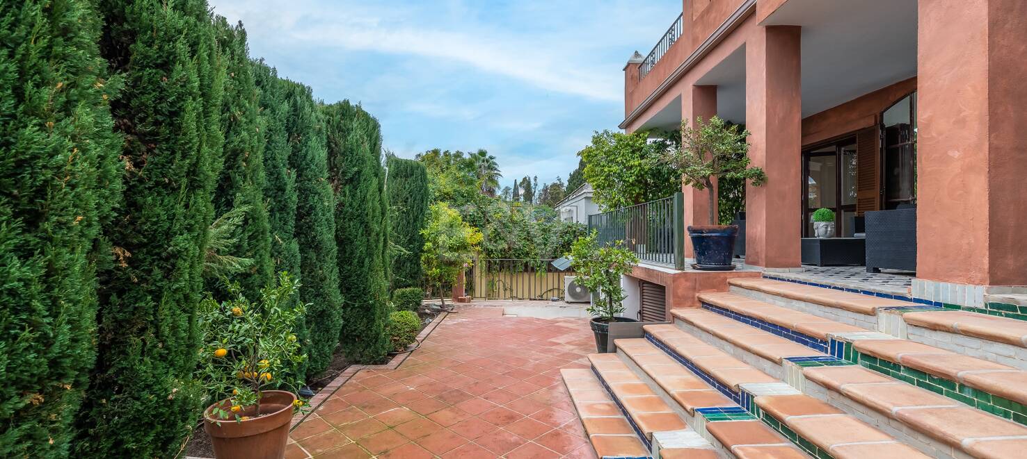 Fantastic Townhouse with Sea views a Few Steps from the Beach