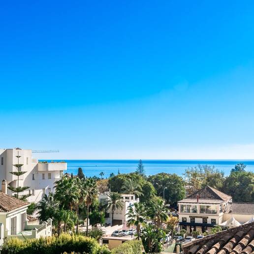 Fantastic Townhouse with Sea views a Few Steps from the Beach