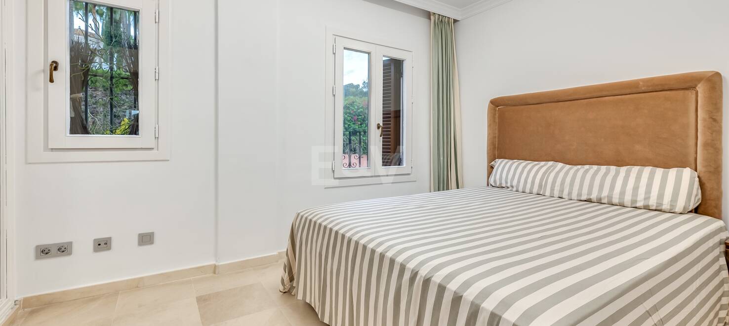 Fantastic Townhouse with Sea views a Few Steps from the Beach