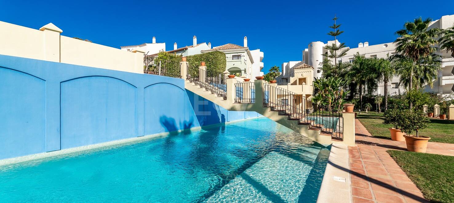 Fantastic Townhouse with Sea views a Few Steps from the Beach