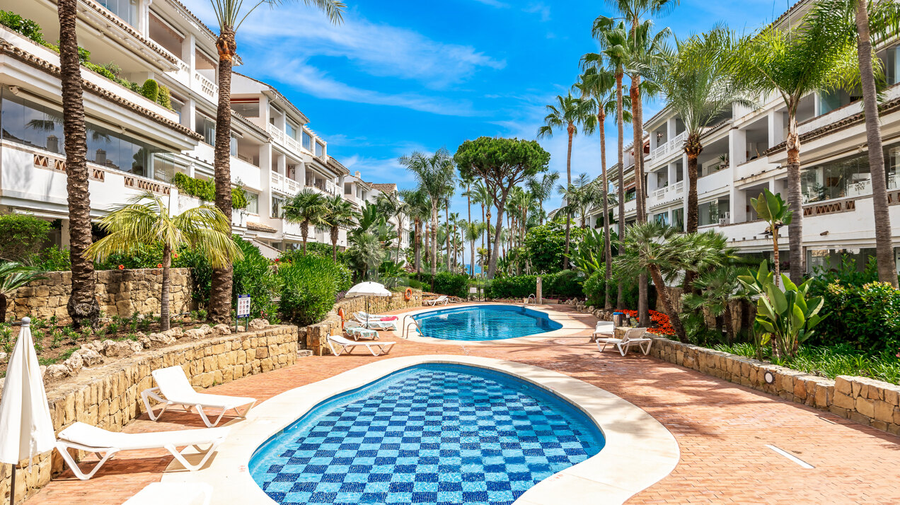 Lovely 2-bedroom Apartment in Las Cañas Beach