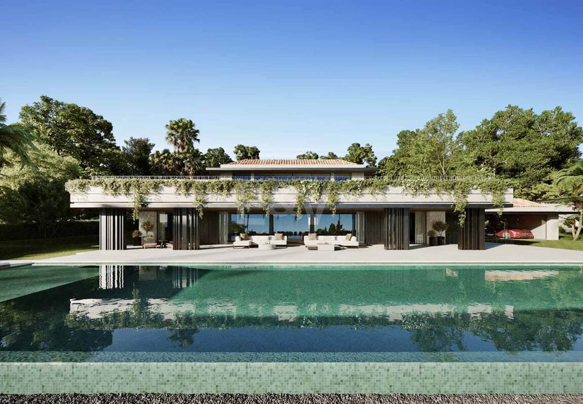 Luxury Villa in Nueva Andalucia, Frontline Golf