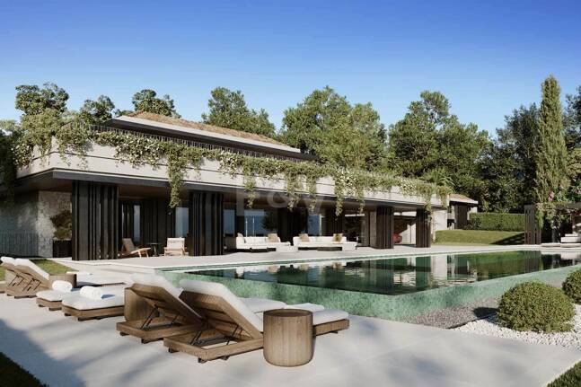 Luxury Villa in Nueva Andalucia, Frontline Golf