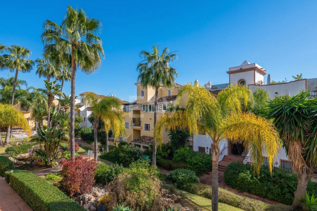 Härliga Guadalmina Frontline Golf Lägenhet