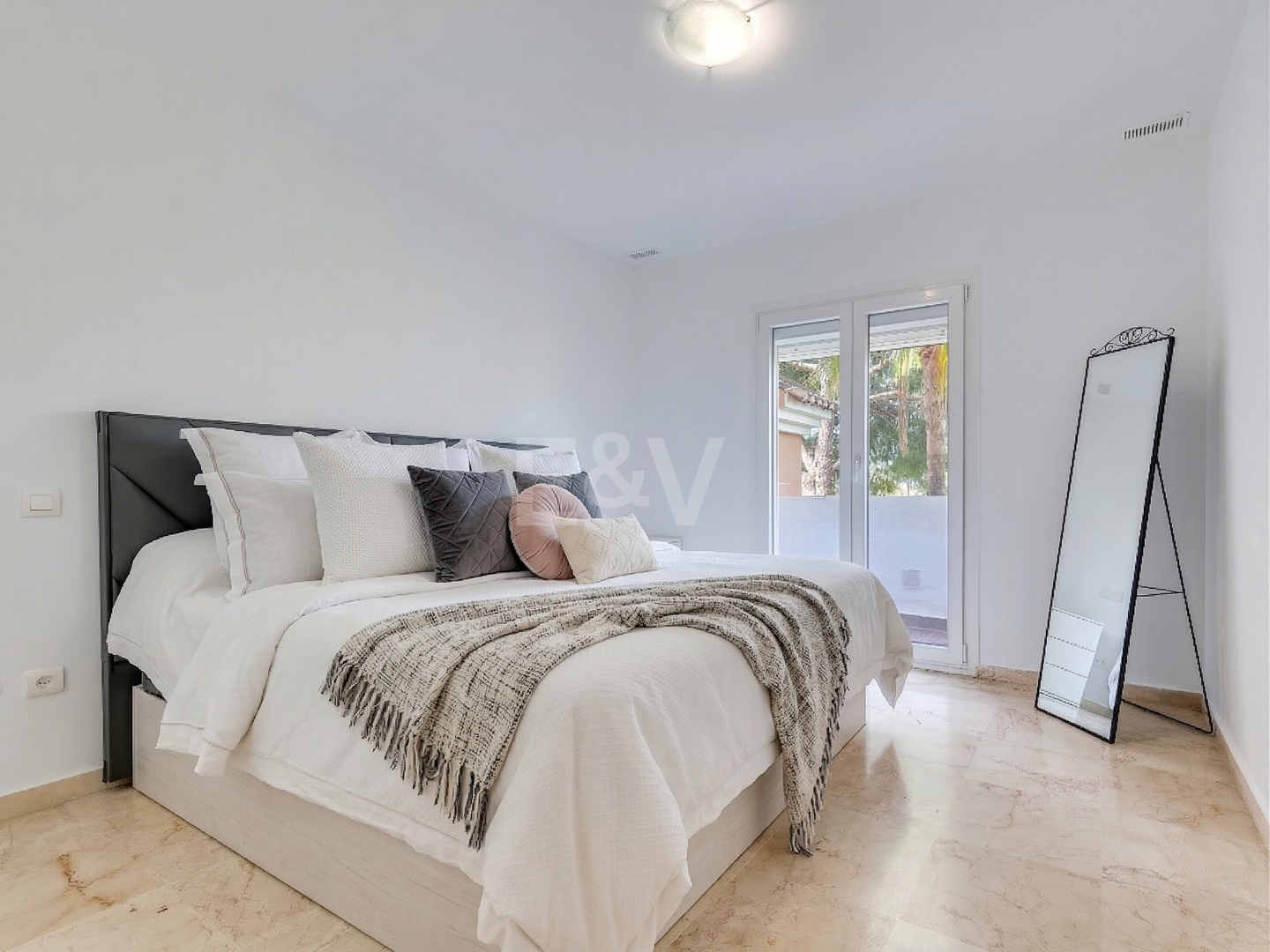 Härliga Guadalmina Frontline Golf Lägenhet