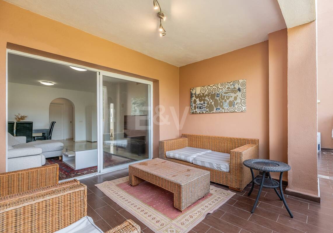 Lovely Guadalmina Frontline Golf Apartment