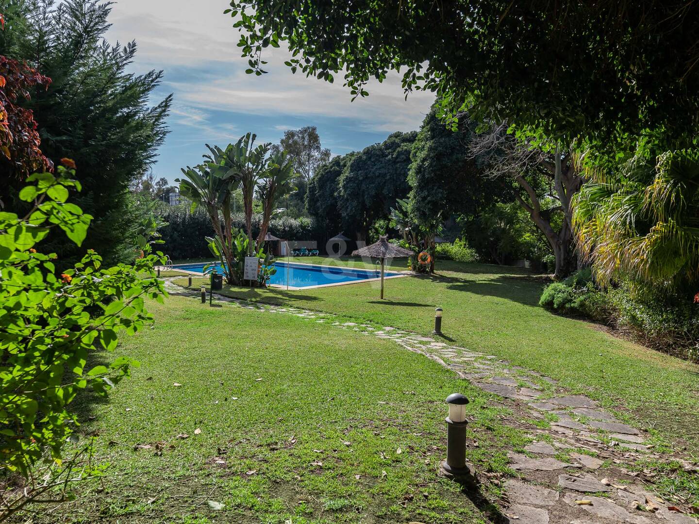 Härliga Guadalmina Frontline Golf Lägenhet