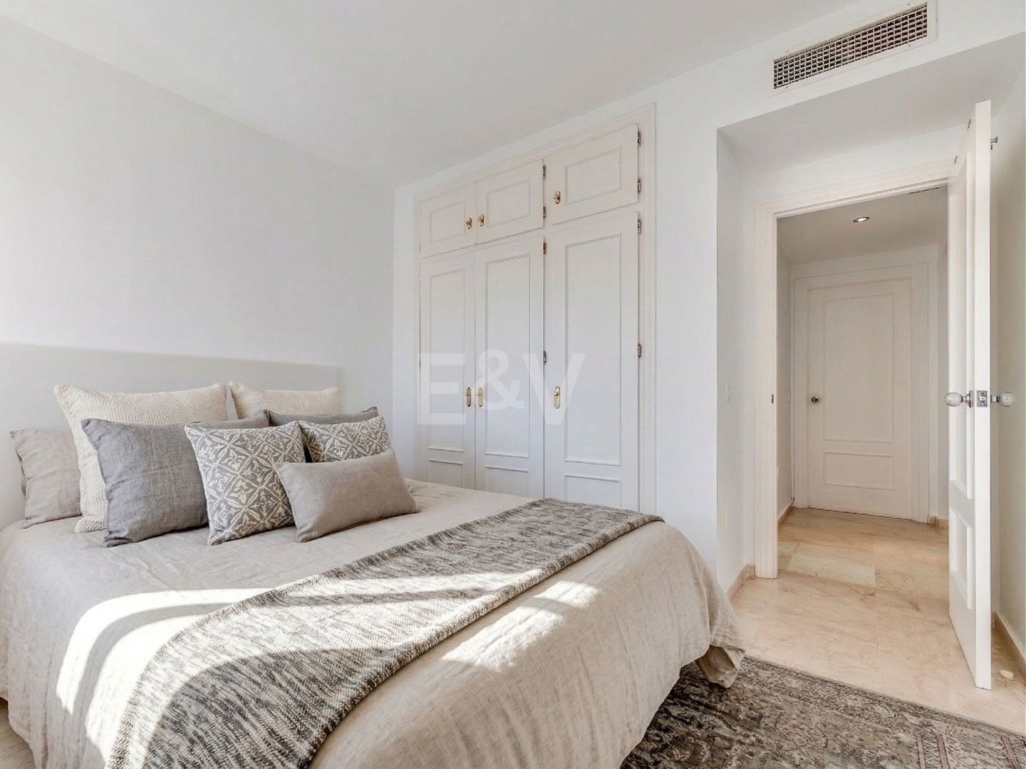 Härliga Guadalmina Frontline Golf Lägenhet