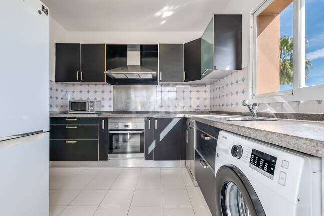 Härliga Guadalmina Frontline Golf Lägenhet