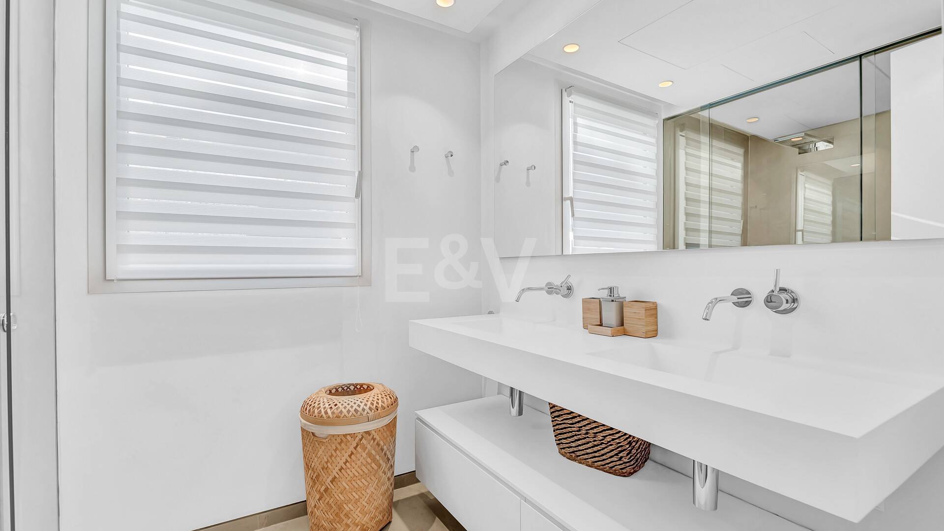 Duplex-Penthouse mit atemberaubendem Meerblick in Palo Alto