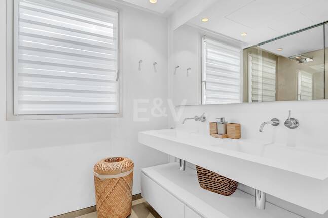 Duplex-Penthouse mit atemberaubendem Meerblick in Palo Alto