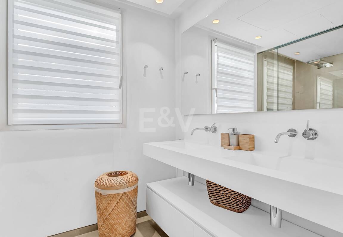 Duplex-Penthouse mit atemberaubendem Meerblick in Palo Alto