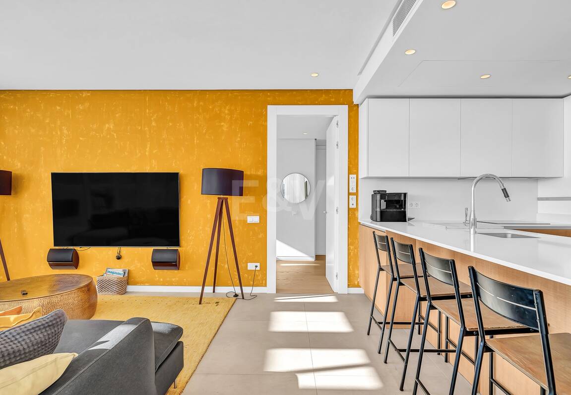 Duplex-Penthouse mit atemberaubendem Meerblick in Palo Alto