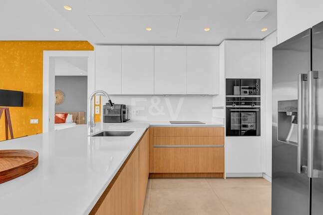 Duplex-Penthouse mit atemberaubendem Meerblick in Palo Alto