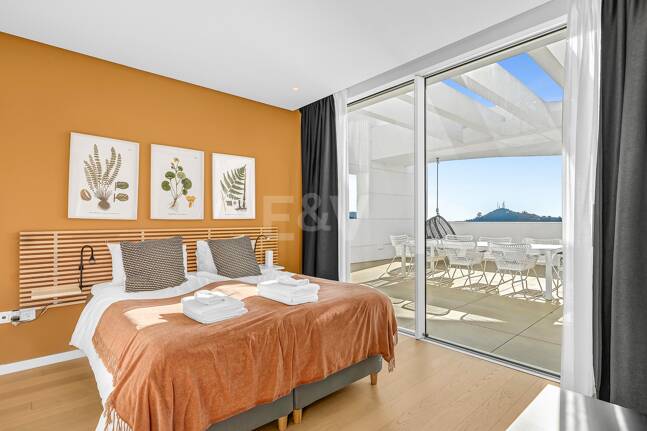 Duplex-Penthouse mit atemberaubendem Meerblick in Palo Alto